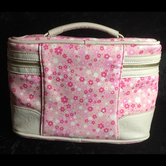 Pink floral travel make up/toiletry bag 🌸 - Picture 3 of 10